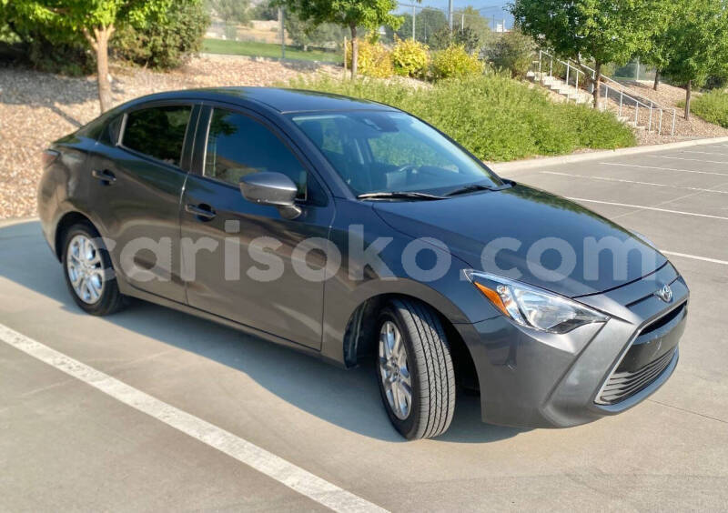 Big with watermark toyota yaris rwanda kigali 19807