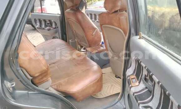 Acheter Occasion Voiture Toyota RAV4 Autre à Kigali, Rwanda Acheter Occasion Voiture Toyota RAV4 Autre à Kigali, Rwanda