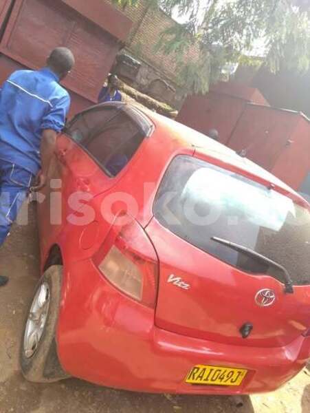 Big with watermark toyota vitz rwanda kigali 19817