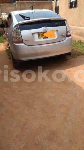 Big with watermark toyota prius rwanda kigali 19819