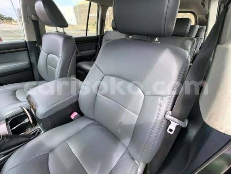 Big with watermark toyota land cruiser rwanda kigali 19821