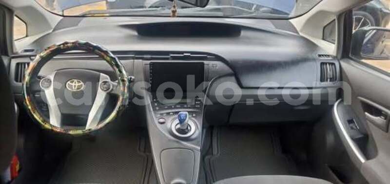 Big with watermark toyota prius rwanda kigali 19828