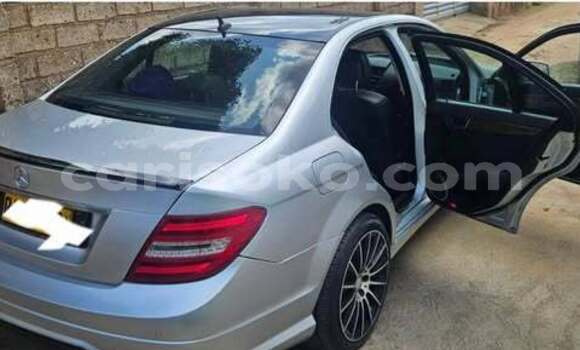 Acheter Occasion Voiture Mercedes-Benz C250 coupe Autre à Kigali, Rwanda
