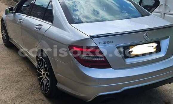 Acheter Occasion Voiture Mercedes-Benz C250 coupe Autre à Kigali, Rwanda Acheter Occasion Voiture Mercedes-Benz C250 coupe Autre à Kigali, Rwanda