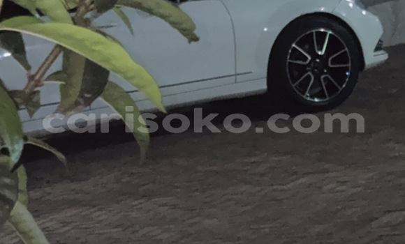 Buy Used Mercedes-Benz 200 Black Car in Kigali in Rwanda Buy Used Mercedes-Benz 200 Black Car in Kigali in Rwanda