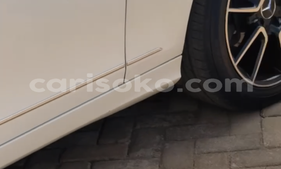 Buy Used Mercedes-Benz 200 Black Car in Kigali in Rwanda Buy Used Mercedes-Benz 200 Black Car in Kigali in Rwanda