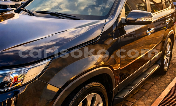 اشتري Imported Kia Sorento Noir سيارة في Kigali في Rwanda