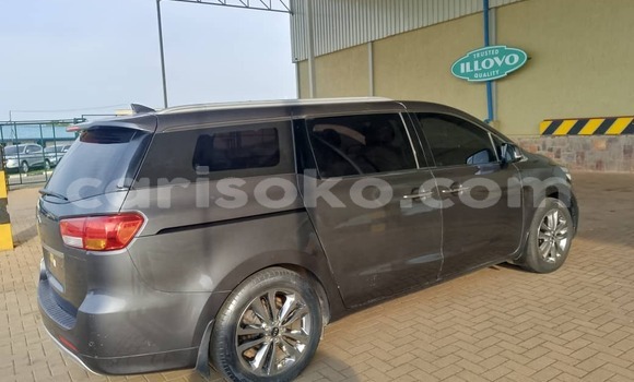Acheter Occasion Voiture Kia Carnival Silver/black à Kigali, Rwanda