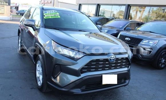 Acheter Occasion Voiture Toyota RAV4 Grey/silver à Kigali, Rwanda