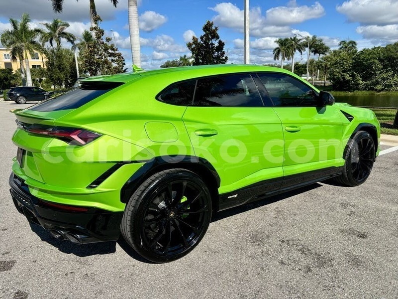 Big with watermark lamborghini urus butare butare 19848