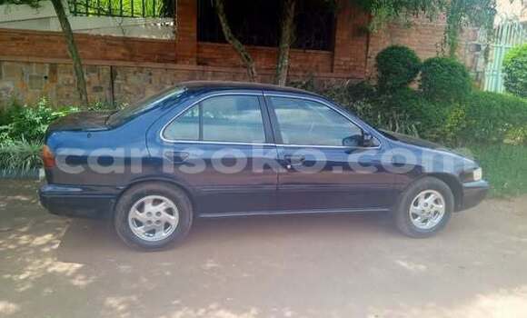 Acheter Occasion Voiture Nissan Almera Black à Kigali, Rwanda Acheter Occasion Voiture Nissan Almera Black à Kigali, Rwanda