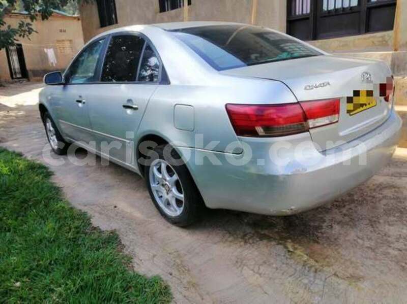 Big with watermark hyundai avante rwanda kigali 19857