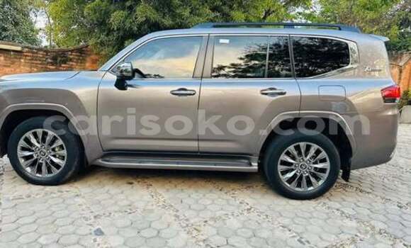 Acheter Occasion Voiture Toyota Avensis Verso Autre à Kigali, Rwanda