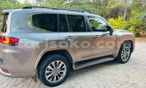 Acheter Occasion Voiture Toyota Avensis Verso Autre à Kigali, Rwanda Acheter Occasion Voiture Toyota Avensis Verso Autre à Kigali, Rwanda