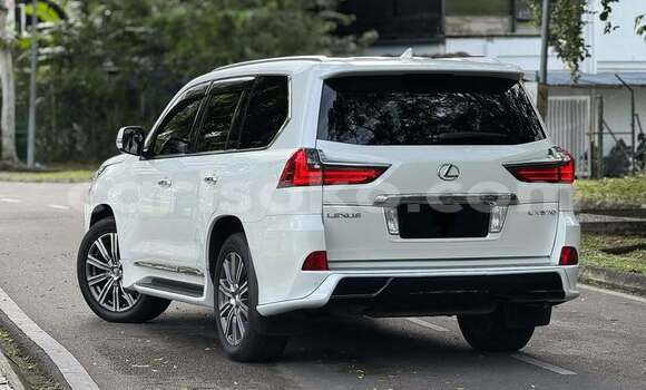 Buy Used Lexus LX 450 White Car in Kigali in Rwanda Buy Used Lexus LX 450 White Car in Kigali in Rwanda