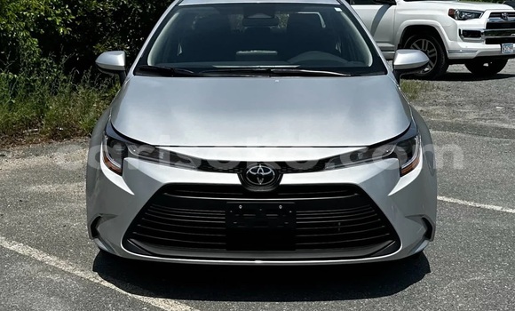 Sayi Sabo Toyota Corolla Grey/silver Mota in Kigali a Rwanda Sayi Sabo Toyota Corolla Grey/silver Mota in Kigali a Rwanda