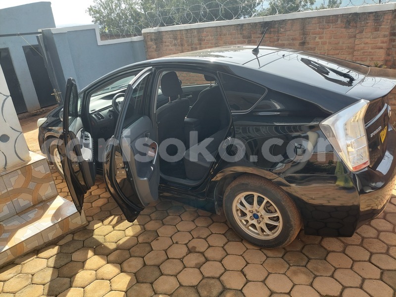 Big with watermark toyota prius rwanda kigali 19874