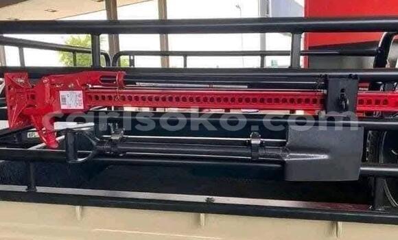 Buy Used Toyota Land Cruiser Beige Car in Ruhengeri in Ruhengeri Buy Used Toyota Land Cruiser Beige Car in Ruhengeri in Ruhengeri