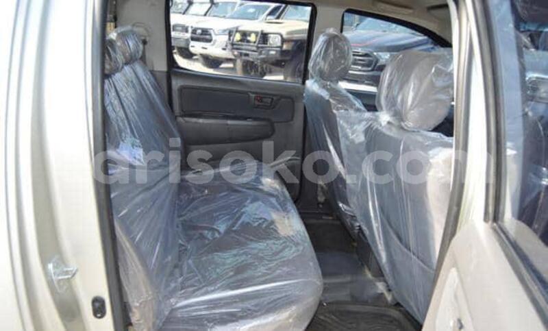 Big with watermark toyota hilux rwanda kigali 19881