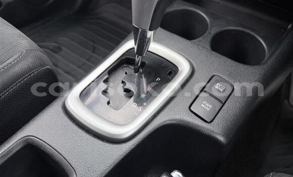 Sayi Na hannu Toyota Hilux Noir Mota in Karongi a Rwanda Sayi Na hannu Toyota Hilux Noir Mota in Karongi a Rwanda