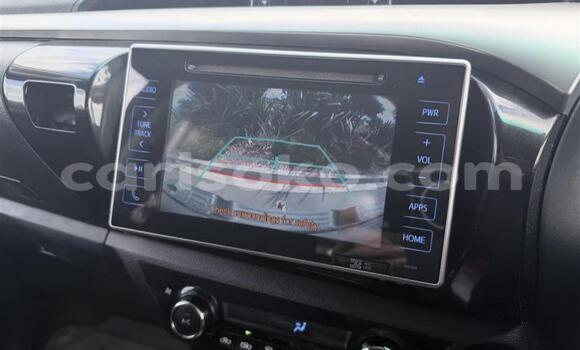 Sayi Na hannu Toyota Hilux Noir Mota in Karongi a Rwanda Sayi Na hannu Toyota Hilux Noir Mota in Karongi a Rwanda