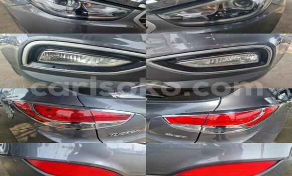 Acheter Occasion Voiture Hyundai Tucson Grey/silver à Kigali, Rwanda Acheter Occasion Voiture Hyundai Tucson Grey/silver à Kigali, Rwanda