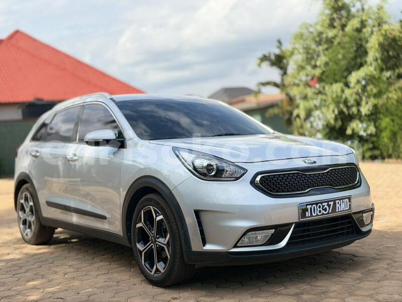 Big with watermark kia niro rwanda kigali 19900