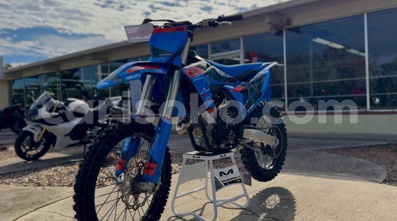 Big with watermark ktm xc w rwanda import dubai 19901