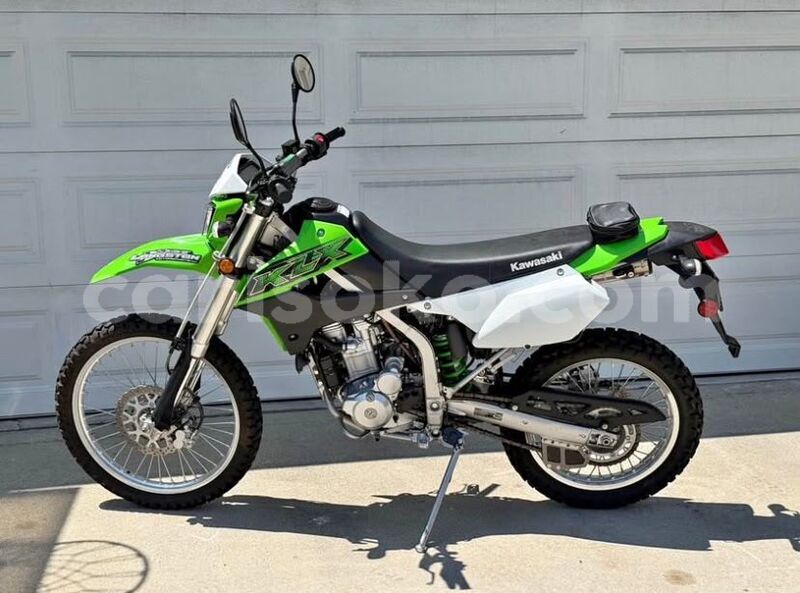 Big with watermark kawasaki klx rwanda nyanza 19902