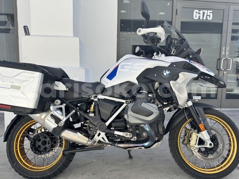 Big with watermark bmw r 1200 gs rwanda kigali 19905