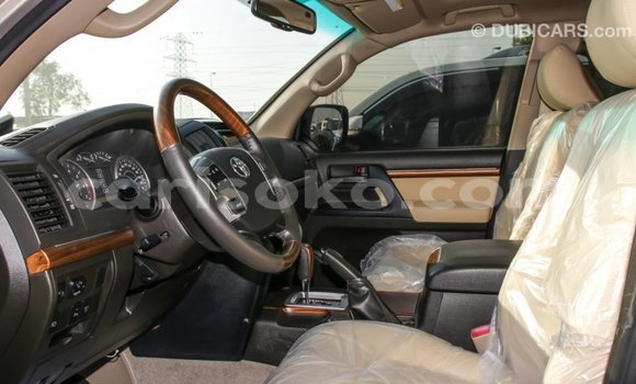 Acheter Import Voiture Toyota Land Cruiser Autre à Import - Dubai, Rwanda Acheter Import Voiture Toyota Land Cruiser Autre à Import - Dubai, Rwanda