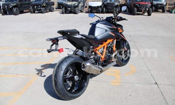 Acheter Occasion Moto KTM SuperDuke Beige à Johannesburg, Gauteng Acheter Occasion Moto KTM SuperDuke Beige à Johannesburg, Gauteng