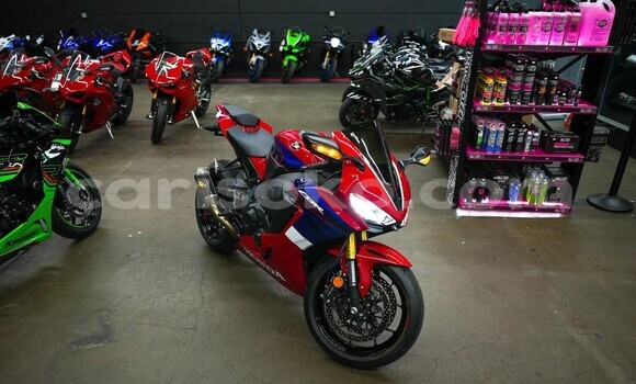 Acheter Occasion Moto Honda CBR 1000 RR Rouge à Kigali, Rwanda