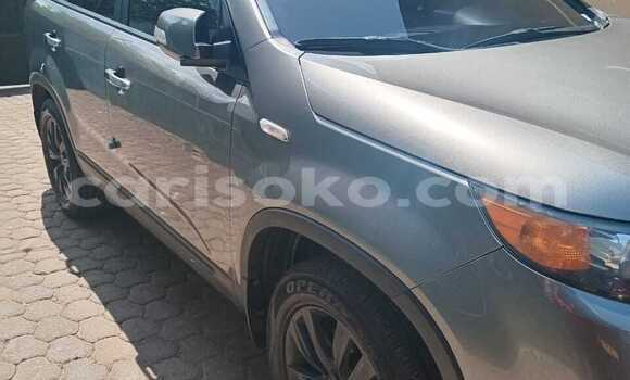 Acheter Occasion Voiture Kia Sorento Grey/silver à Kigali, Rwanda Acheter Occasion Voiture Kia Sorento Grey/silver à Kigali, Rwanda