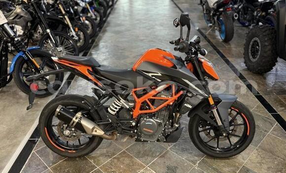 Acheter Occasion Moto KTM Duke Beige à Kigali, Rwanda
