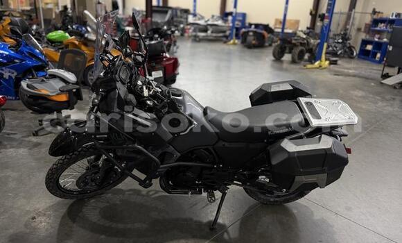 Acheter Occasion Moto Kawasaki KLR 650 Black à Kigali, Rwanda Acheter Occasion Moto Kawasaki KLR 650 Black à Kigali, Rwanda