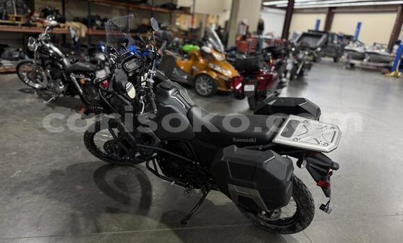 Acheter Occasion Moto Kawasaki KLR 650 Black à Kigali, Rwanda Acheter Occasion Moto Kawasaki KLR 650 Black à Kigali, Rwanda