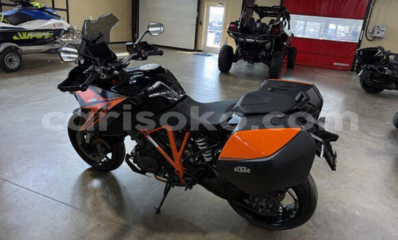Acheter Occasion Moto KTM SuperDuke Autre à Kigali, Rwanda Acheter Occasion Moto KTM SuperDuke Autre à Kigali, Rwanda