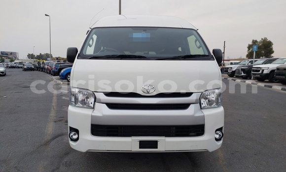 Acheter Occasion Voiture Toyota Hiace White à Kigali, Rwanda