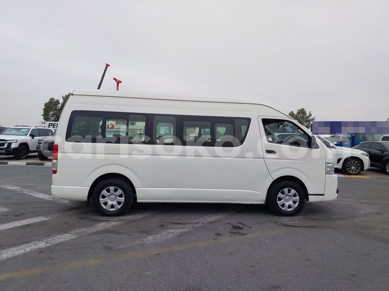 Big with watermark toyota hiace rwanda kigali 19927