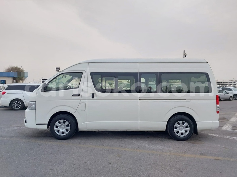 Big with watermark toyota hiace rwanda kigali 19927