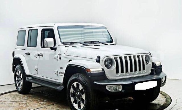 Acheter Occasion Voiture Jeep Wrangler White à Kigali, Rwanda