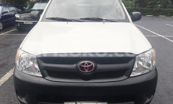 اشتري مستعمل Toyota Land Cruiser Blanc سيارة في Gicumbi في Rwanda اشتري مستعمل Toyota Land Cruiser Blanc سيارة في Gicumbi في Rwanda