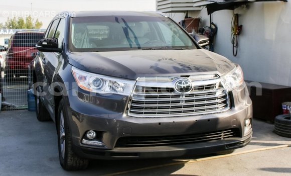 Buy Import Toyota Highlander Other Car in Import - Dubai in Rwanda Buy Import Toyota Highlander Other Car in Import - Dubai in Rwanda