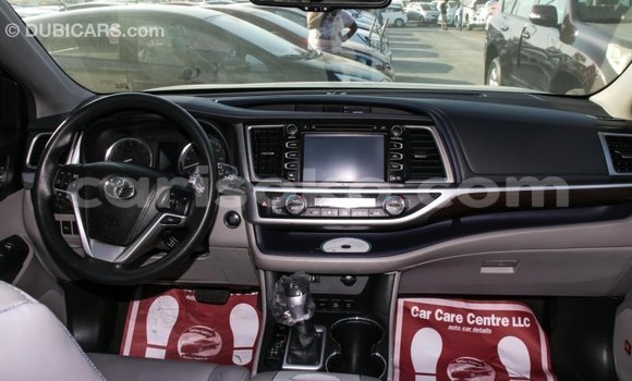 Buy Import Toyota Highlander Other Car in Import - Dubai in Rwanda Buy Import Toyota Highlander Other Car in Import - Dubai in Rwanda