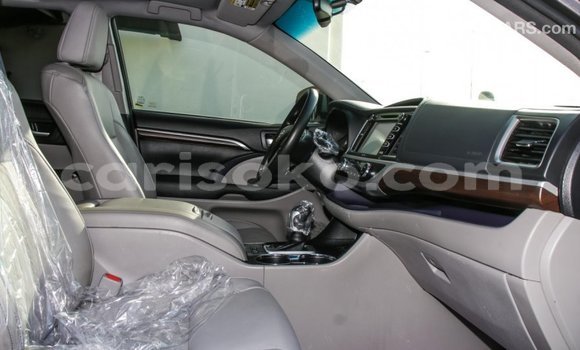 Buy Import Toyota Highlander Other Car in Import - Dubai in Rwanda Buy Import Toyota Highlander Other Car in Import - Dubai in Rwanda