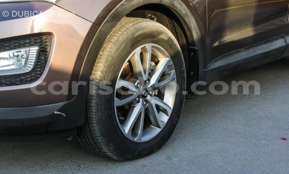 Acheter Import Voiture Hyundai Santa Fe Marron à Import - Dubai, Rwanda Acheter Import Voiture Hyundai Santa Fe Marron à Import - Dubai, Rwanda
