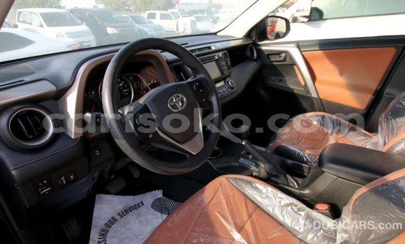 Sayi Imported Toyota RAV4 Noir Mota in Import - Dubai a Rwanda Sayi Imported Toyota RAV4 Noir Mota in Import - Dubai a Rwanda