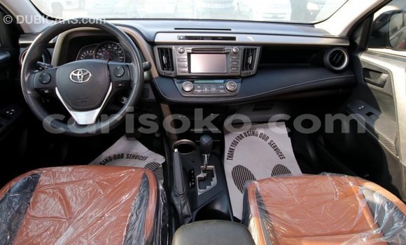Sayi Imported Toyota RAV4 Noir Mota in Import - Dubai a Rwanda Sayi Imported Toyota RAV4 Noir Mota in Import - Dubai a Rwanda