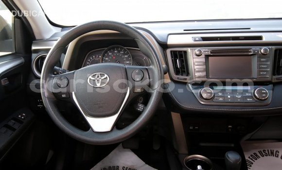 Sayi Imported Toyota RAV4 Noir Mota in Import - Dubai a Rwanda Sayi Imported Toyota RAV4 Noir Mota in Import - Dubai a Rwanda